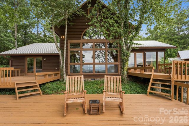 11150 Highway 19W Highway, Bryson City, NC 28713