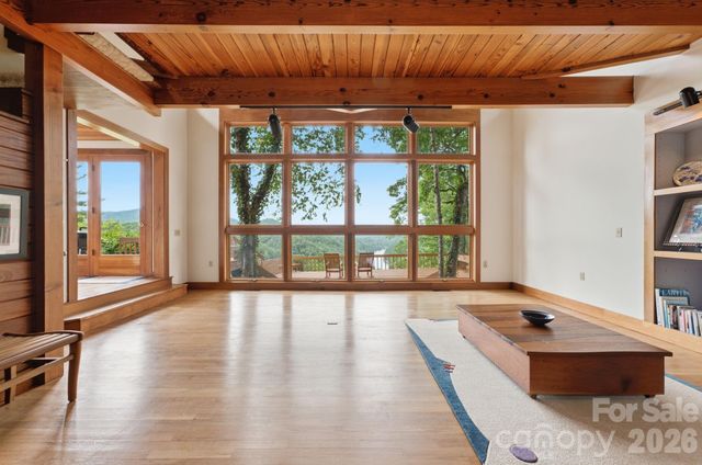 11150 Highway 19W Highway, Bryson City, NC 28713