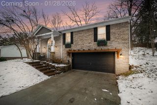 129 Saline River Drive, Saline, MI 48176