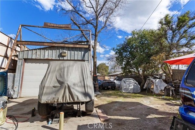 2521 P, Bakersfield, CA 93301