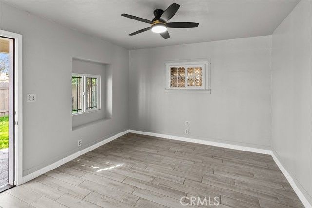 2521 P, Bakersfield, CA 93301