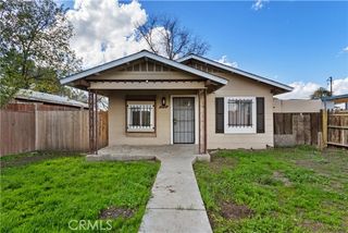 2521 P, Bakersfield, CA 93301