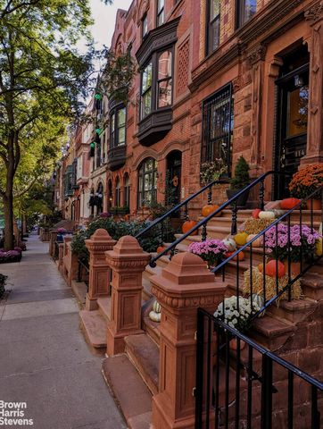 140 E 95th St Ste 1E, New York City, NY 10128