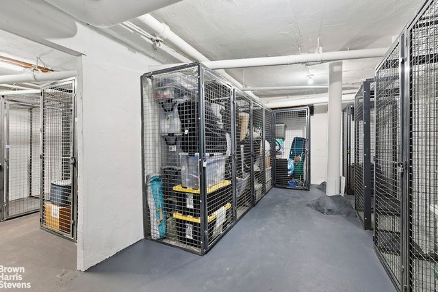 140 E 95th St Ste 1E, New York City, NY 10128