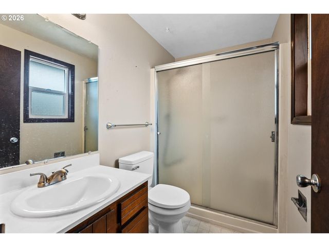 10606 Se 11TH Cir, Vancouver, WA 98664