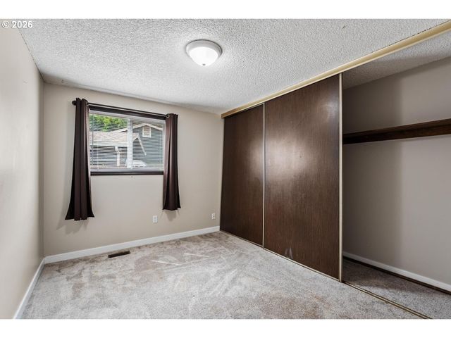 10606 Se 11TH Cir, Vancouver, WA 98664