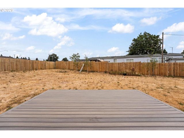 10606 Se 11TH Cir, Vancouver, WA 98664