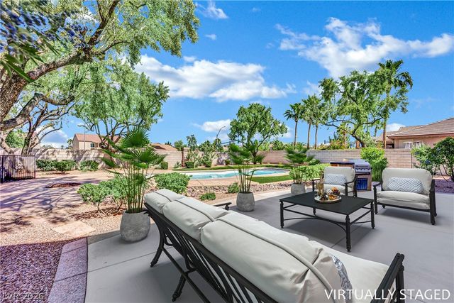 10086 Ashiem Street, Las Vegas, NV 89183