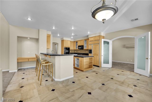10086 Ashiem Street, Las Vegas, NV 89183