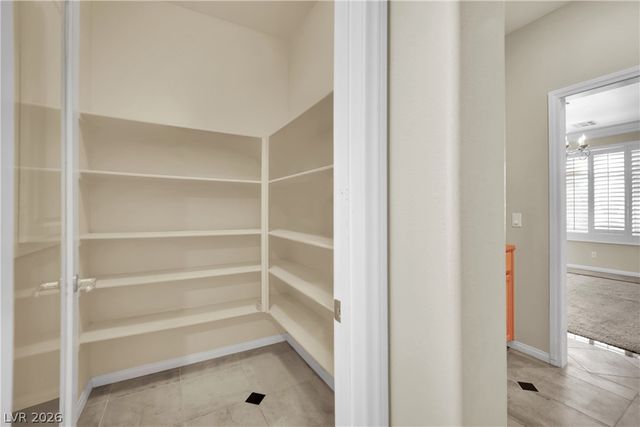 10086 Ashiem Street, Las Vegas, NV 89183
