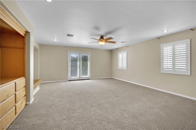 10086 Ashiem Street, Las Vegas, NV 89183