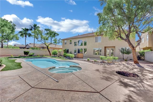 10086 Ashiem Street, Las Vegas, NV 89183