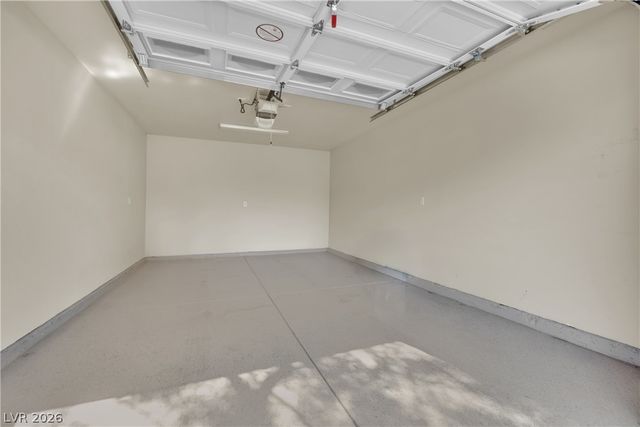 10086 Ashiem Street, Las Vegas, NV 89183