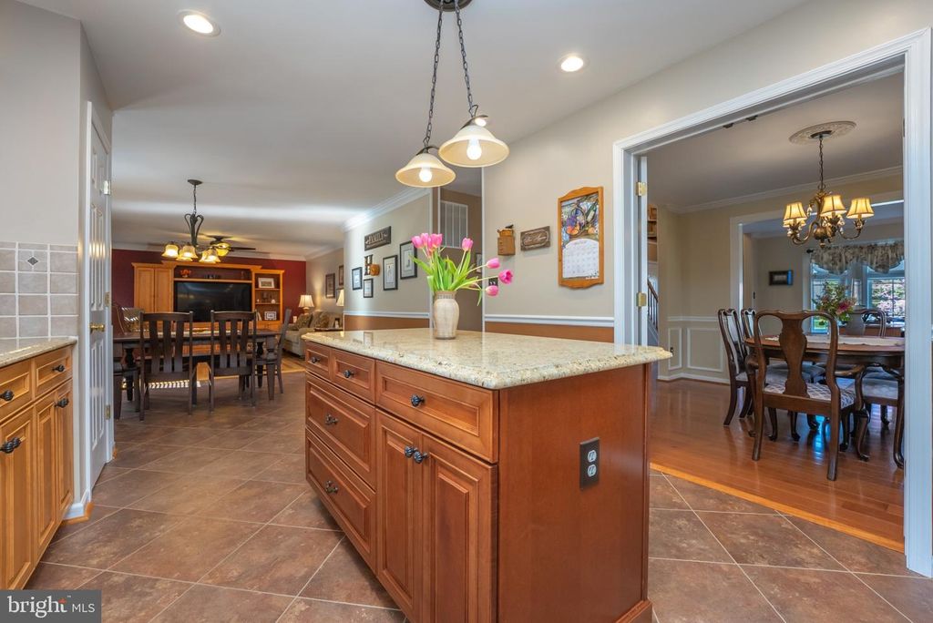 Image 16 of property listing at 58 PLEASANT ACRES DR, Thurmont, MD 21788