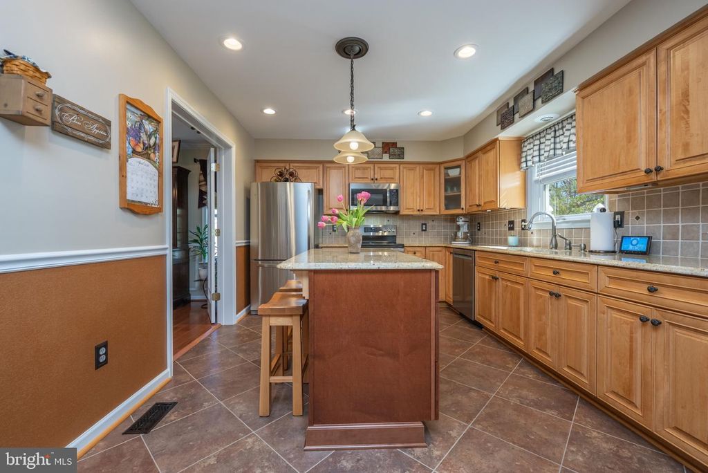 Image 18 of property listing at 58 PLEASANT ACRES DR, Thurmont, MD 21788