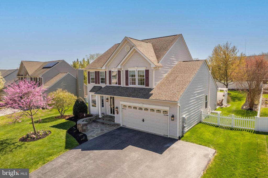 Image 5 of property listing at 58 PLEASANT ACRES DR, Thurmont, MD 21788