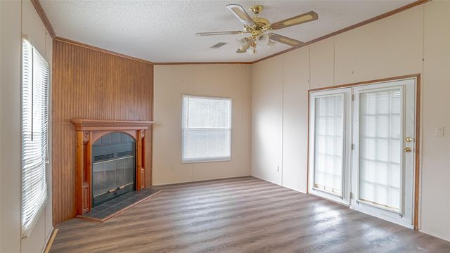 2717 Creek Drive, Granbury, TX 76048