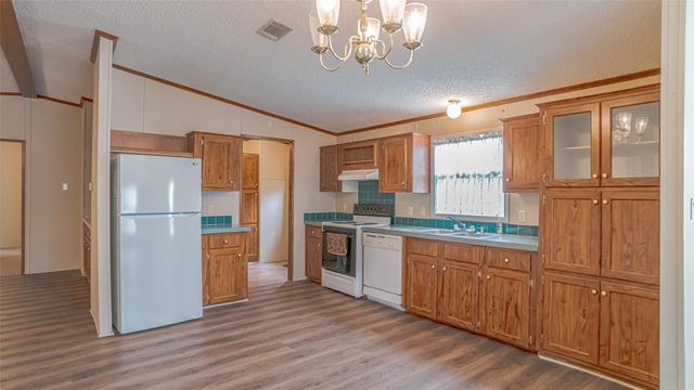 2717 Creek Drive, Granbury, TX 76048