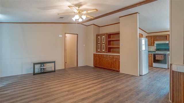 2717 Creek Drive, Granbury, TX 76048