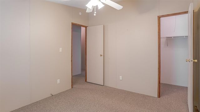 2717 Creek Drive, Granbury, TX 76048