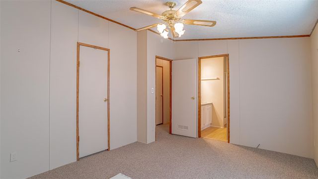 2717 Creek Drive, Granbury, TX 76048