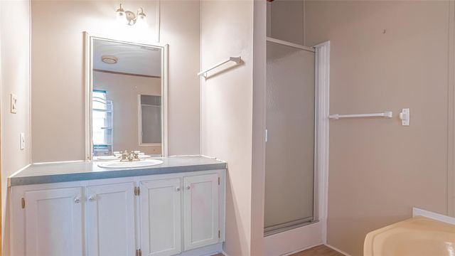 2717 Creek Drive, Granbury, TX 76048