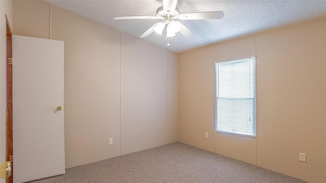 2717 Creek Drive, Granbury, TX 76048