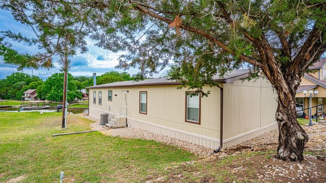 2717 Creek Drive, Granbury, TX 76048