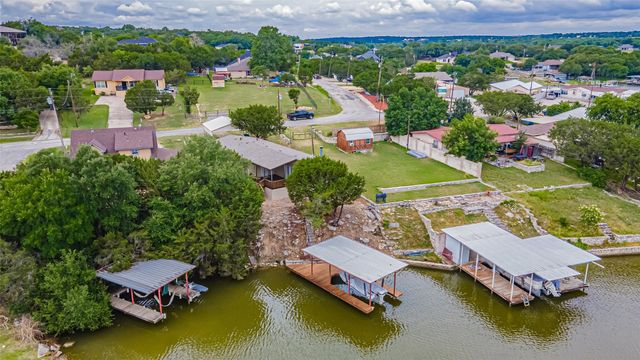 2717 Creek Drive, Granbury, TX 76048