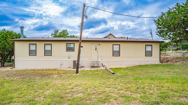 2717 Creek Drive, Granbury, TX 76048