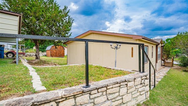 2717 Creek Drive, Granbury, TX 76048