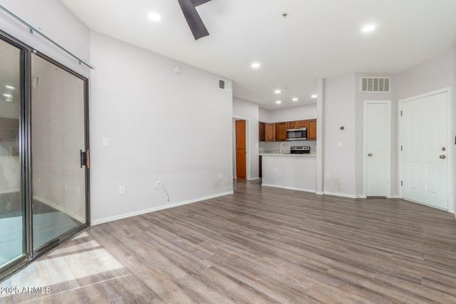 5302 E VAN BUREN Street 1028, Phoenix, AZ 85008