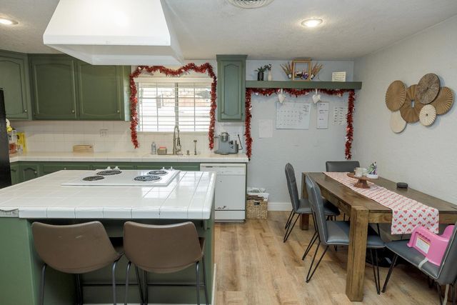 1244 Melrose Ave, Modesto, CA 95350