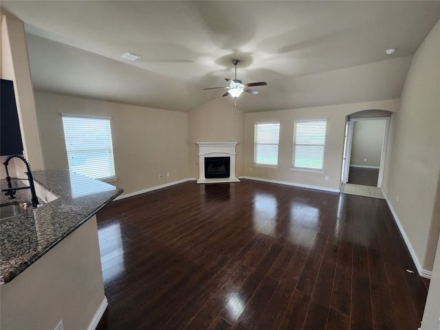 500 Paddle Drive, Crowley, TX 76036