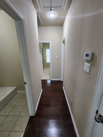 500 Paddle Drive, Crowley, TX 76036