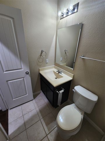 500 Paddle Drive, Crowley, TX 76036