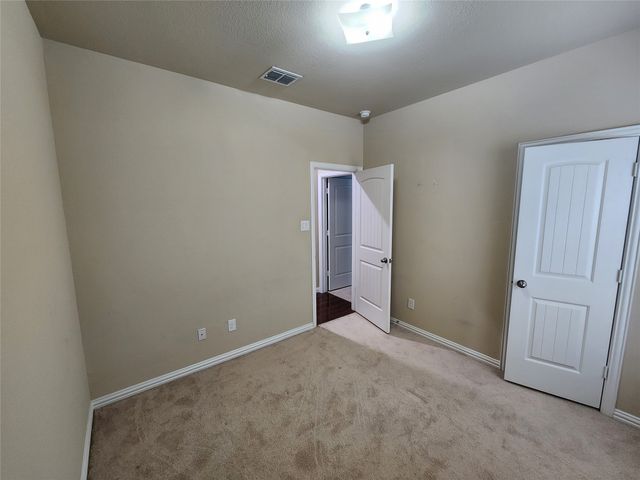500 Paddle Drive, Crowley, TX 76036
