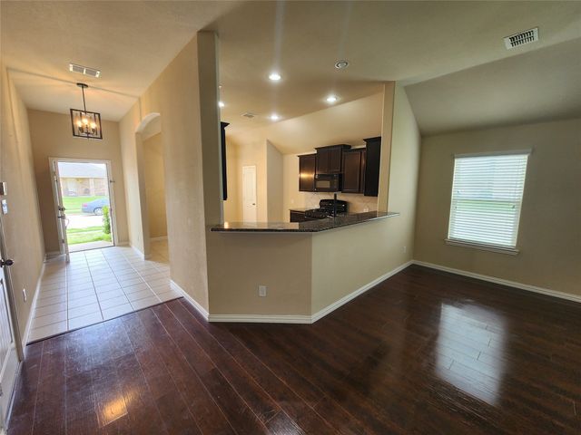 500 Paddle Drive, Crowley, TX 76036