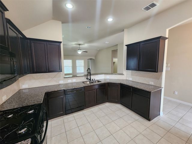 500 Paddle Drive, Crowley, TX 76036