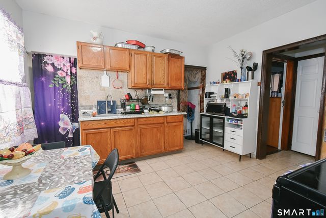 247 Franklin Avenue, Hartford, CT 06114