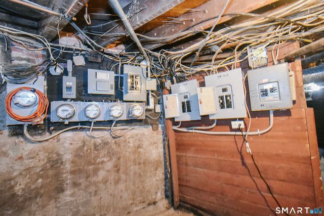 247 Franklin Avenue, Hartford, CT 06114