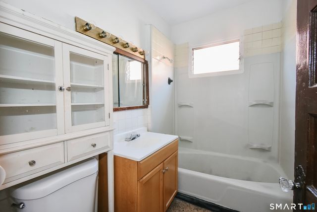 247 Franklin Avenue, Hartford, CT 06114