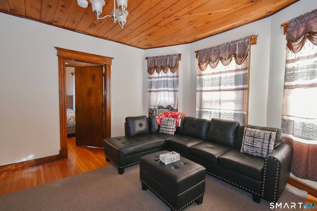 247 Franklin Avenue, Hartford, CT 06114