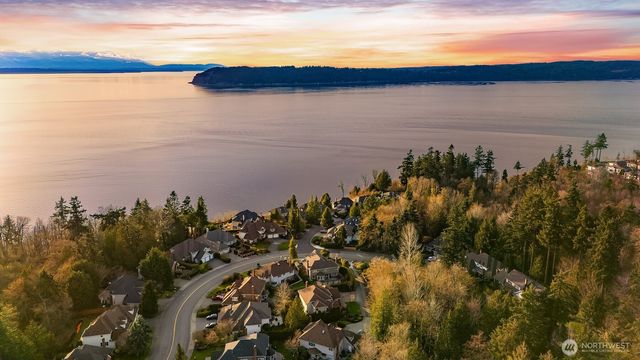 6728 St. Andrews Drive, Mukilteo, WA 98275