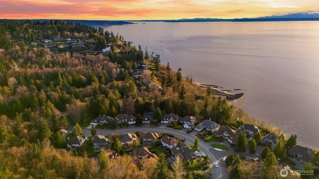 6728 St. Andrews Drive, Mukilteo, WA 98275