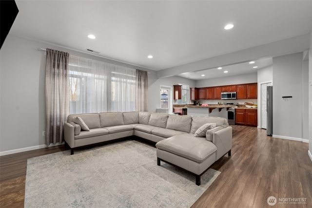 4033 64th Avenue E, Fife, WA 98424