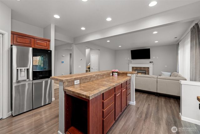 4033 64th Avenue E, Fife, WA 98424