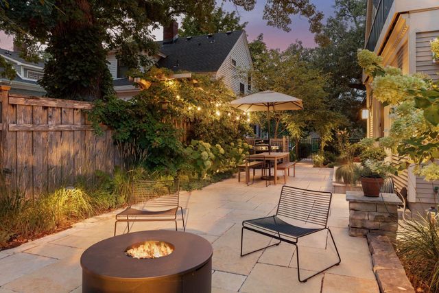 2835 James Avenue S, Minneapolis, MN 55408