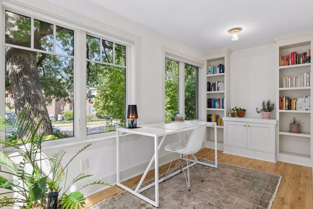 2835 James Avenue S, Minneapolis, MN 55408