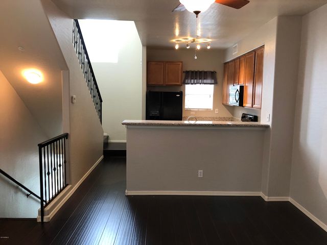 165 W Laurel Court, Gilbert, AZ 85233